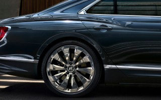 Bentley Flying Spur 2015 V8