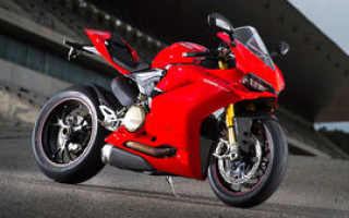 Ducati Superbike 1299 Panigale и 1299 Panigale S